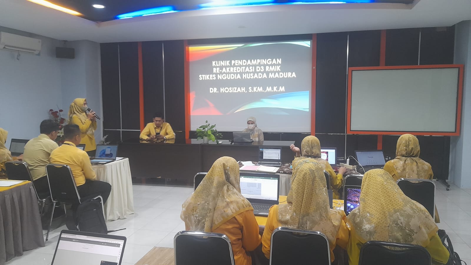 Stikes Ngudia Husada Madura mengadakan 