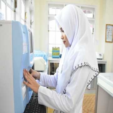 DIII REKAM MEDIS DAN INFORMASI KESEHATAN (RMIK)